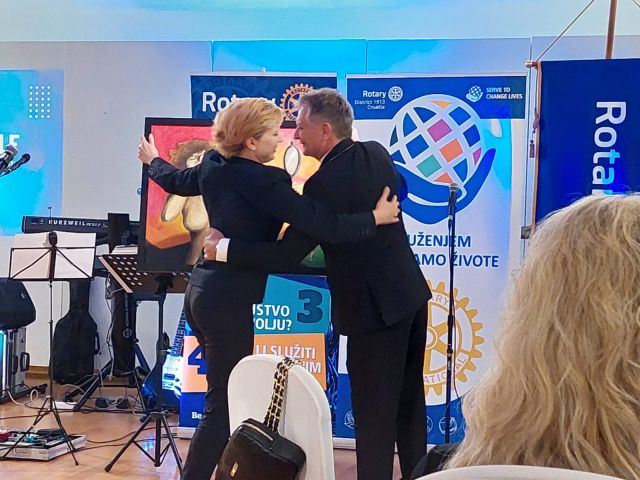 Prijatelji i predsednici: Sonja Romić-Švec (SO) i Željko Belec (VU)