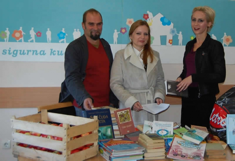 Knjiga sa humanom posvetom